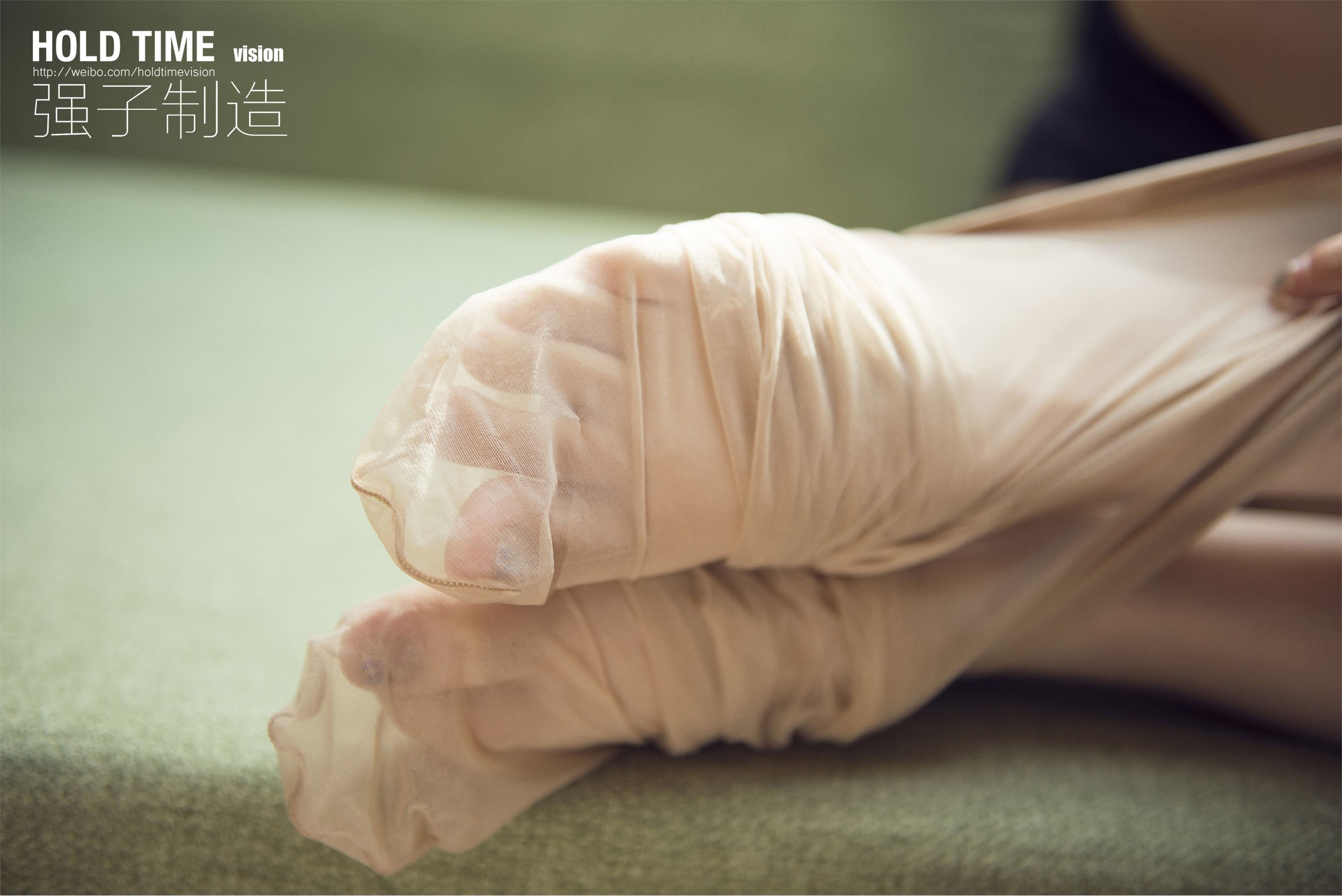 Ligui丽柜 2022.04.13《惬意的玉足》玉儿